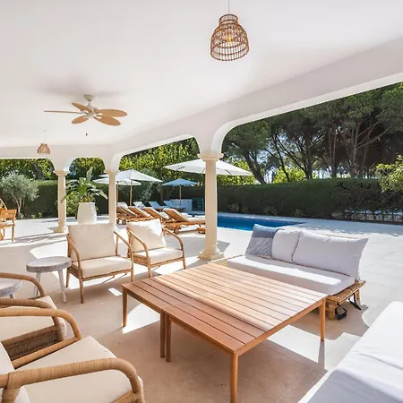 Nyaraló Luxurious Just 200m From The Beach! *