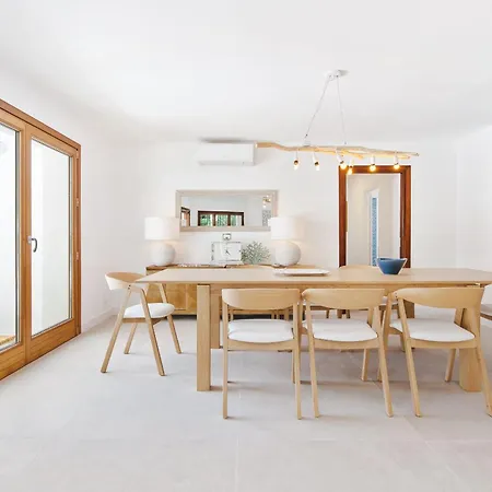 Luxurious Just 200m From The Beach! * Estepona